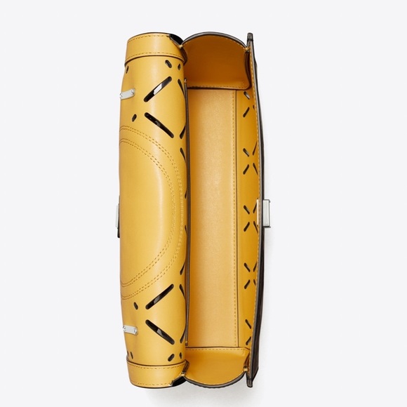 TORY BURCH FLEMING DIAMOND CUT-OUT PERFORATED CONVERTIBLE SHOULDER BAG IN BLACK - Picture 5 of 7